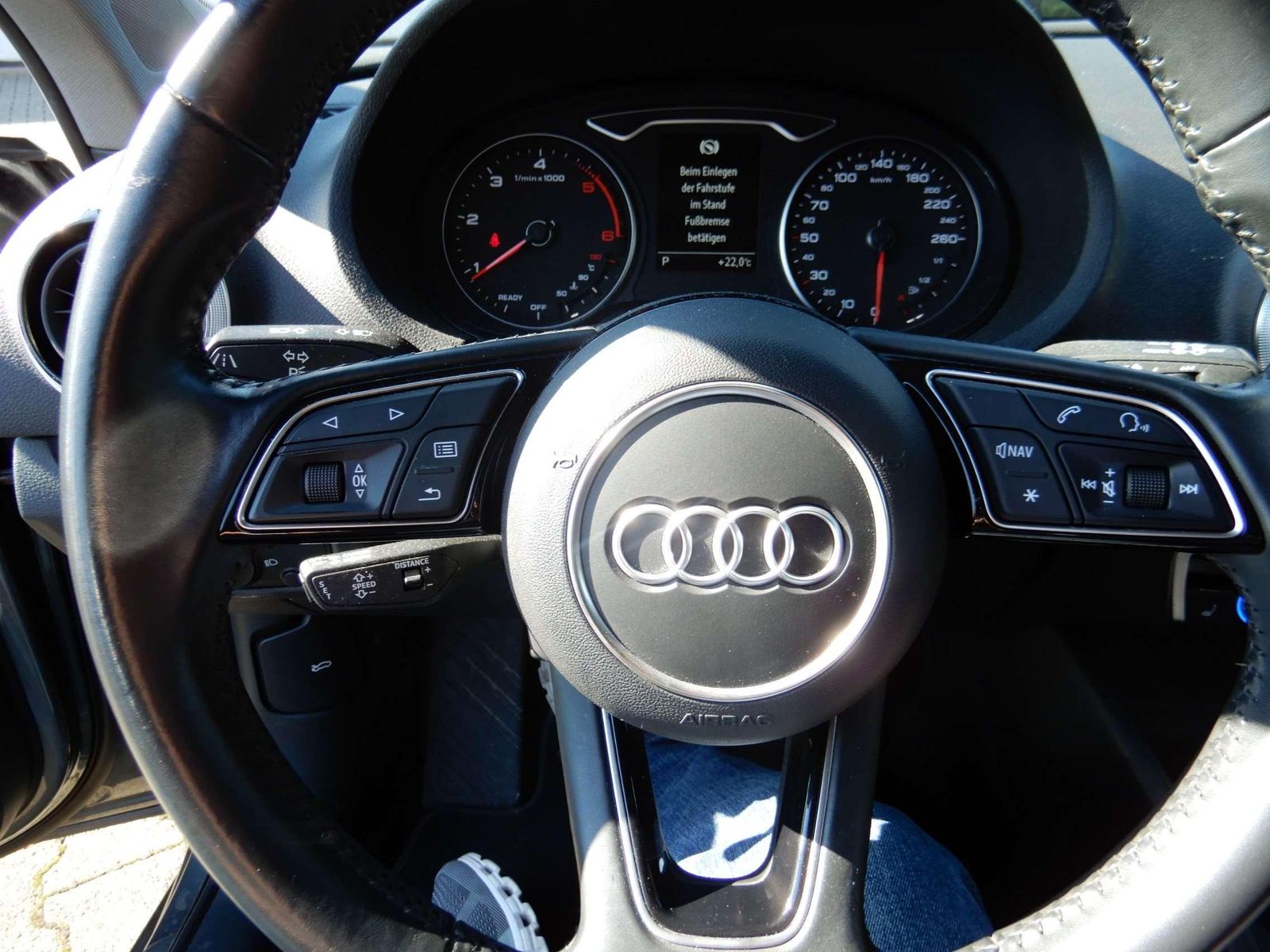 Fahrzeugabbildung Audi A3 35 2.0 TDI Sport Navi S-Line Bang+Olufsen LED