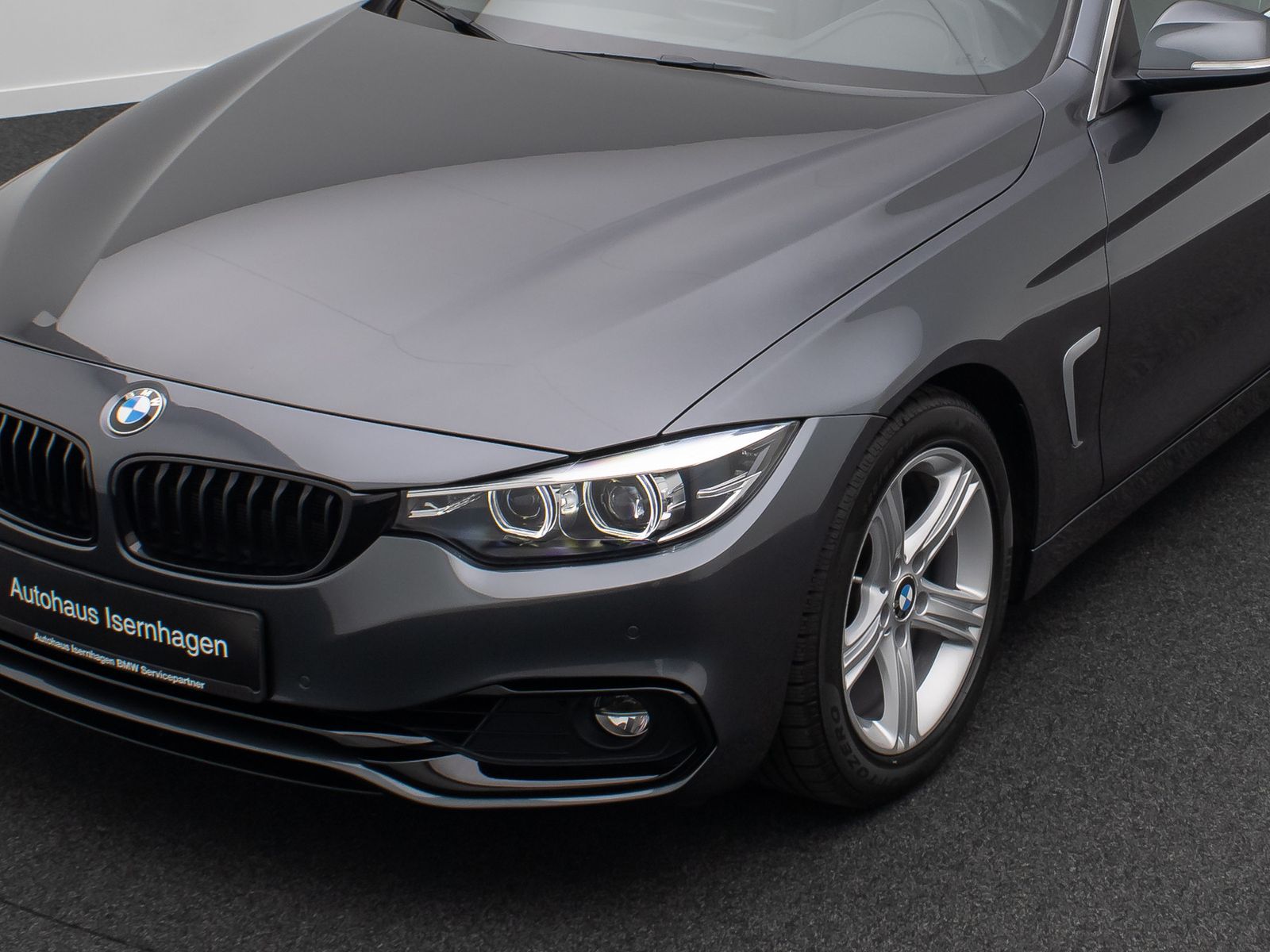 Fahrzeugabbildung BMW 420i Cabrio Sport Line DAB NaviPro Alarm Memory