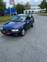 Opel Astra 1.6 16V Sport Sport - gebrauchte Opel Astra aus dem Jahr 1995