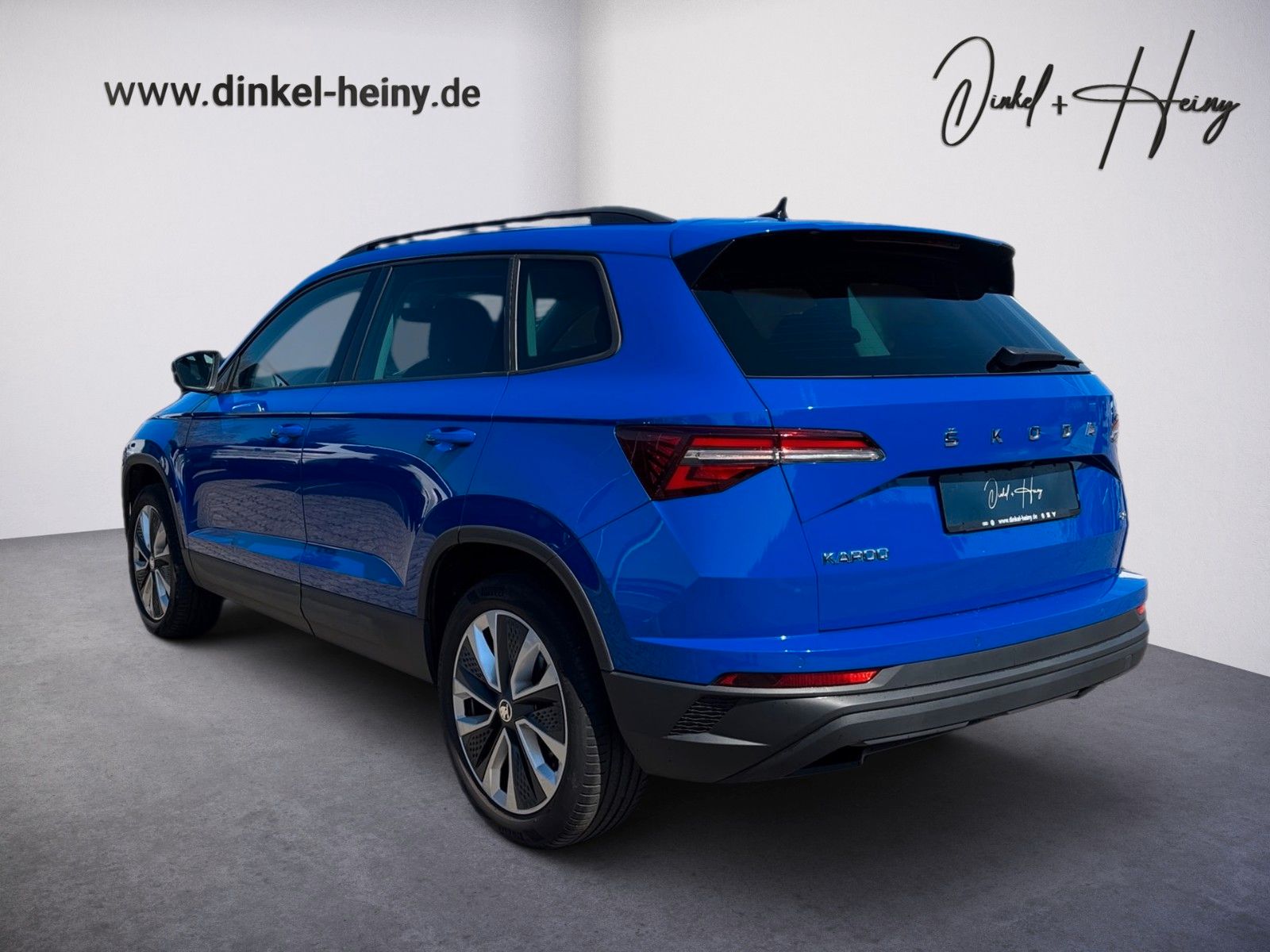Fahrzeugabbildung SKODA Karoq 2.0l TDI DSG 4x4 STYLE