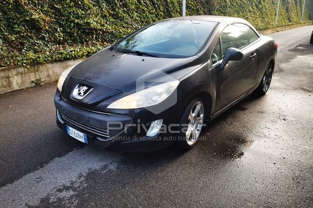 Peugeot PEUGEOT 308 2.0 HDi 136CV CC aut. Féline