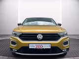 Volkswagen T-Roc "IQ.DRIVE" 2.0 l TDI DSG AZV LED KAMERA - mit Diesel-Antrieb: Gelb, Geländewagen