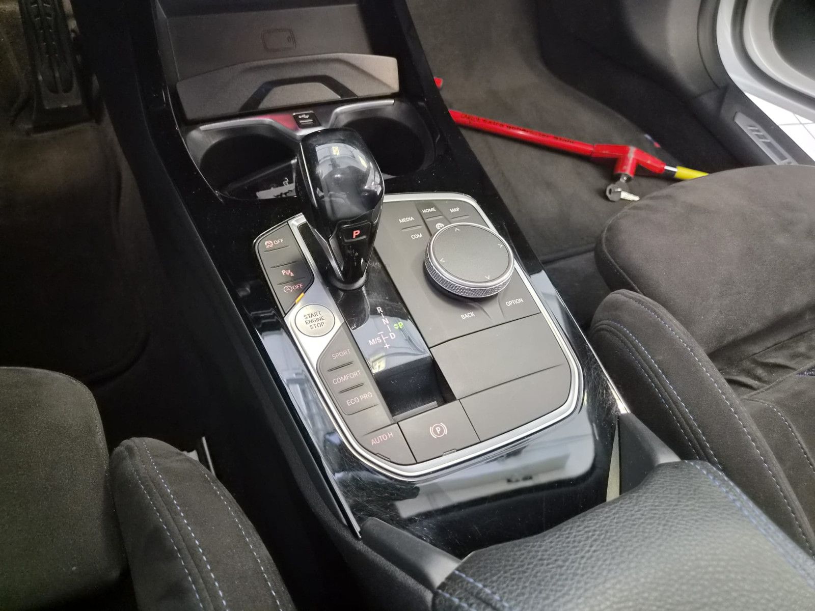 Fahrzeugabbildung BMW M135i xDrive / KAMERA / NAVI / HK Sound
