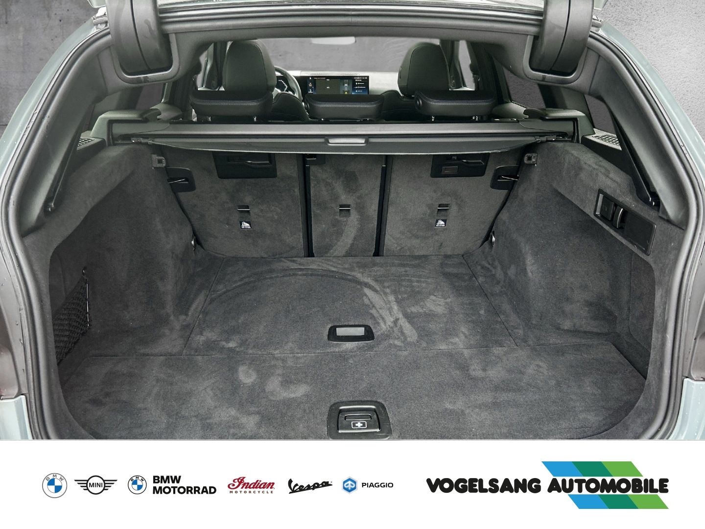 Fahrzeugabbildung BMW M340i xDrive Touring,Panodach,H&KSound,HeadUp,RF
