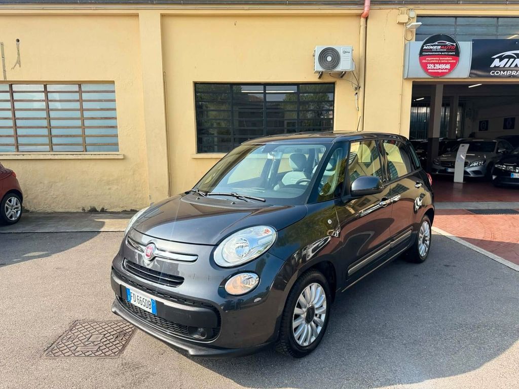 Image of Fiat 500L Urban