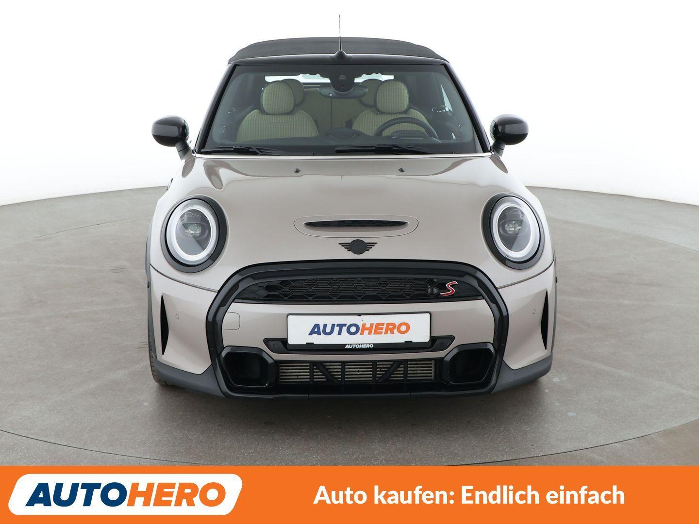 MINI Cabrio Cooper S Classic Trim Aut.*NAVI*CAM*PDC*