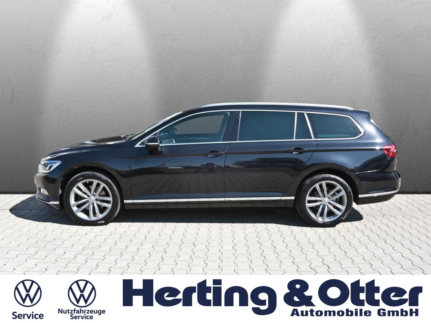 Volkswagen Passat Highline R-Line Leder PDCv+h Rückfahrkam.