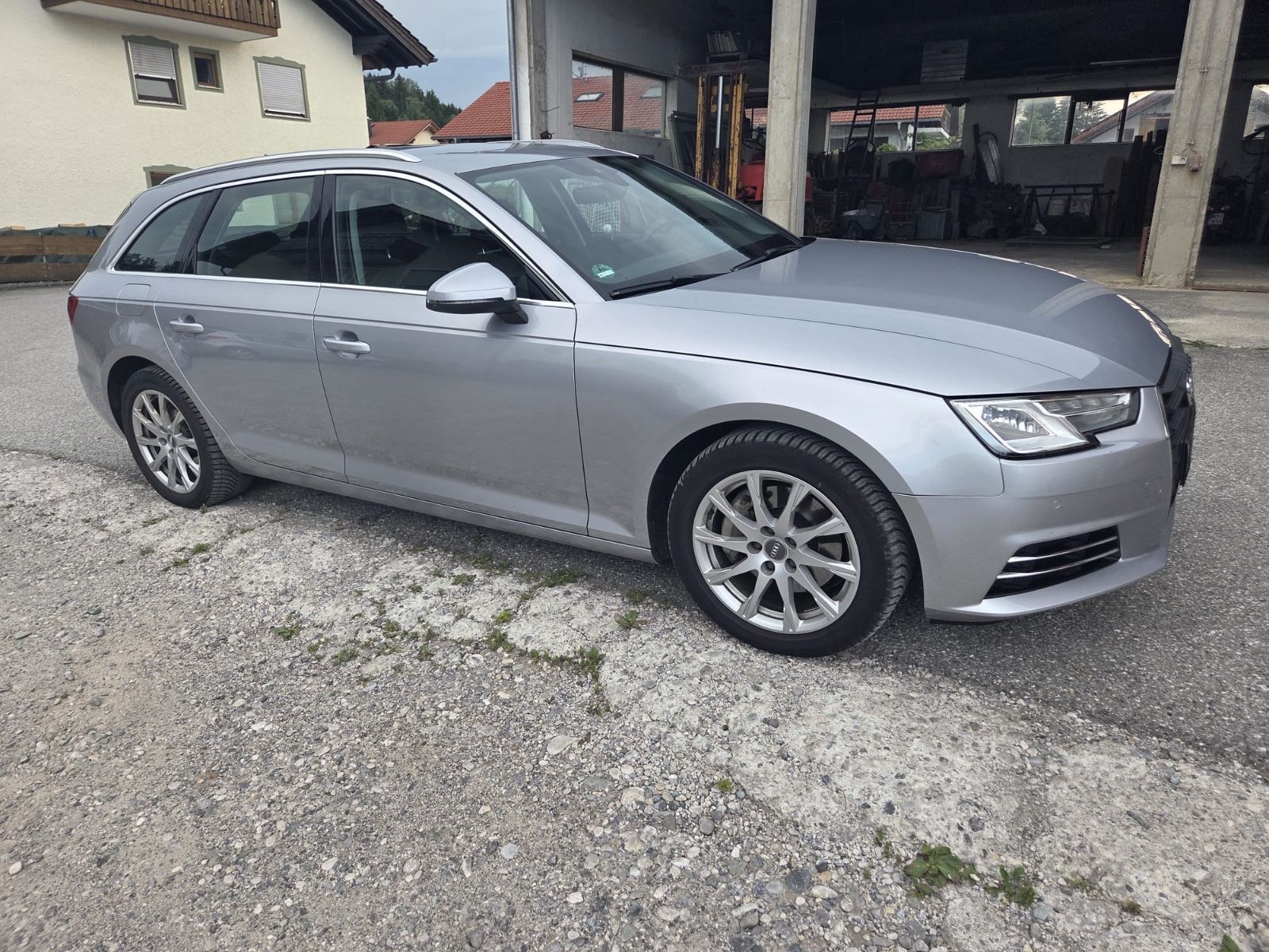 AUDI A4 2.0 TDI 140kW multitronic Ambiente Avant ...