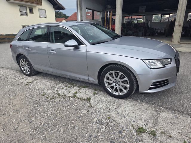 AUDI A4 2.0 TDI 140kW multitronic Ambiente Avant ...