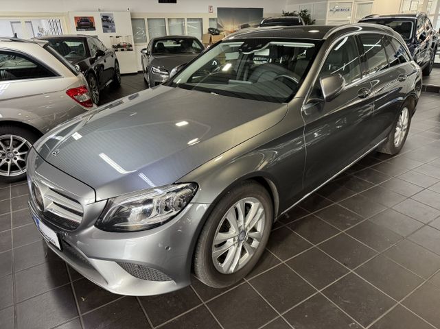 Mercedes-Benz C 220d T Avantgarde AHK/LED/Distr./Comand/Kamera