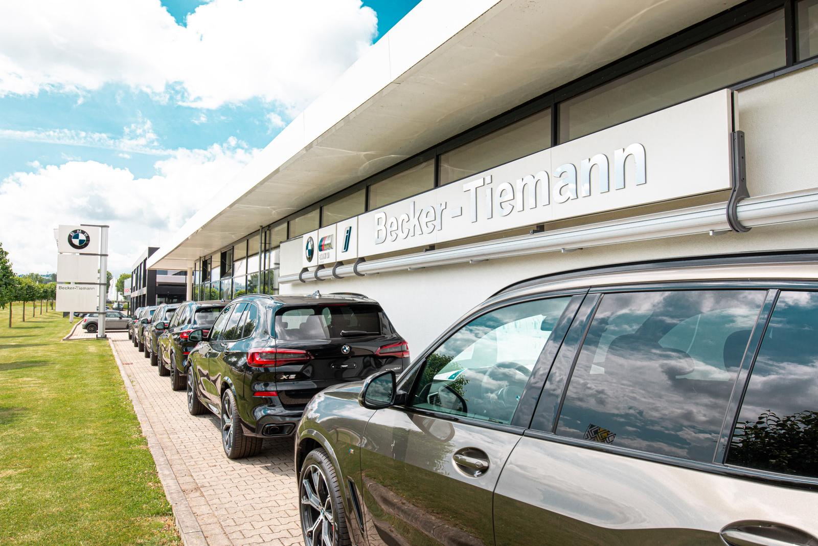 showroom-image-main