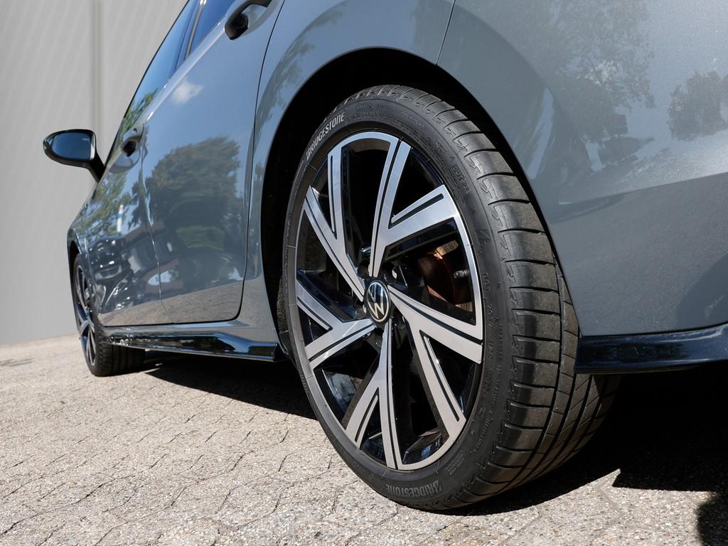 Volkswagen Golf VIII 1.5 eTSI R-Line Designpaket, Kamera, L, миниатюра 5