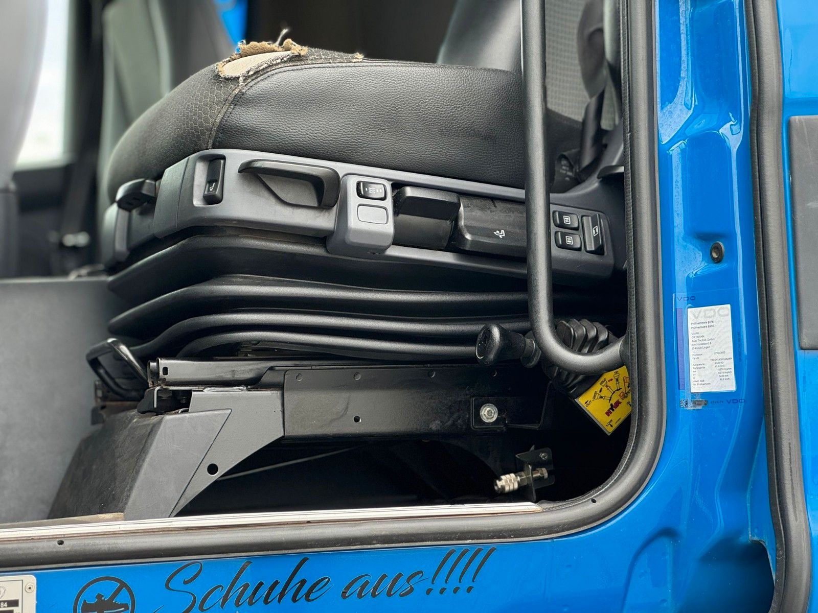 Fahrzeugabbildung Scania G450 4x4H BB Sattelzugmaschine Kipp-Hydraulik