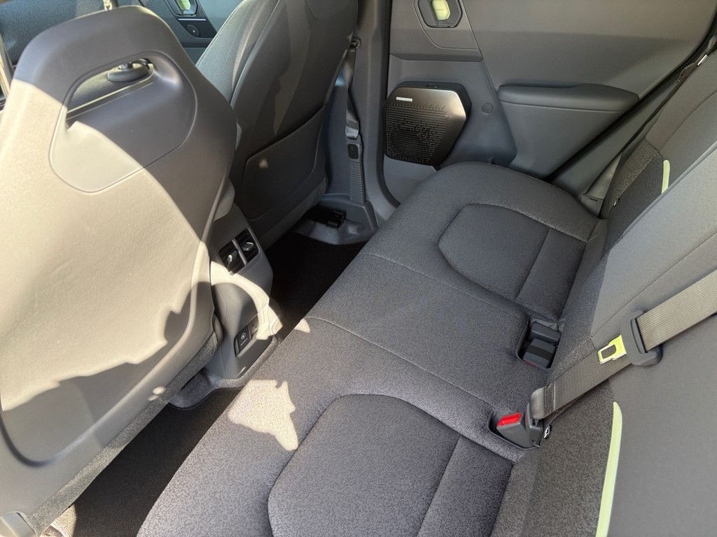 Fahrzeugabbildung Kia EV2 42.2 5S EARTH WIC 22AC TEC DWP DES