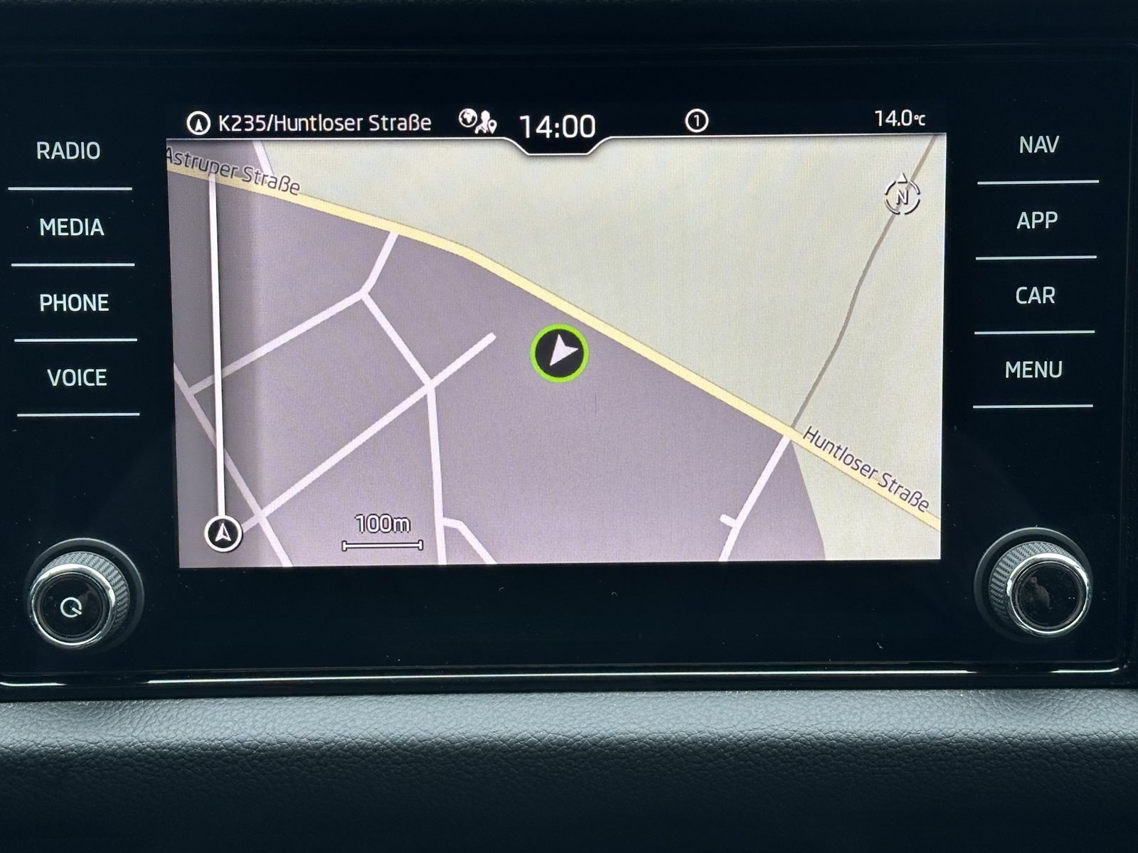 Fahrzeugabbildung SKODA Kodiaq 2.0 TDI DSG 4x4 7-Sitzer Tour NAV+LED+AHK