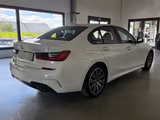 BMW 330 e M Sport Laser/HUD/Pano/Kam/SHZ/Memory - BMW 330 mit Hybrid-Antrieb: Automatik
