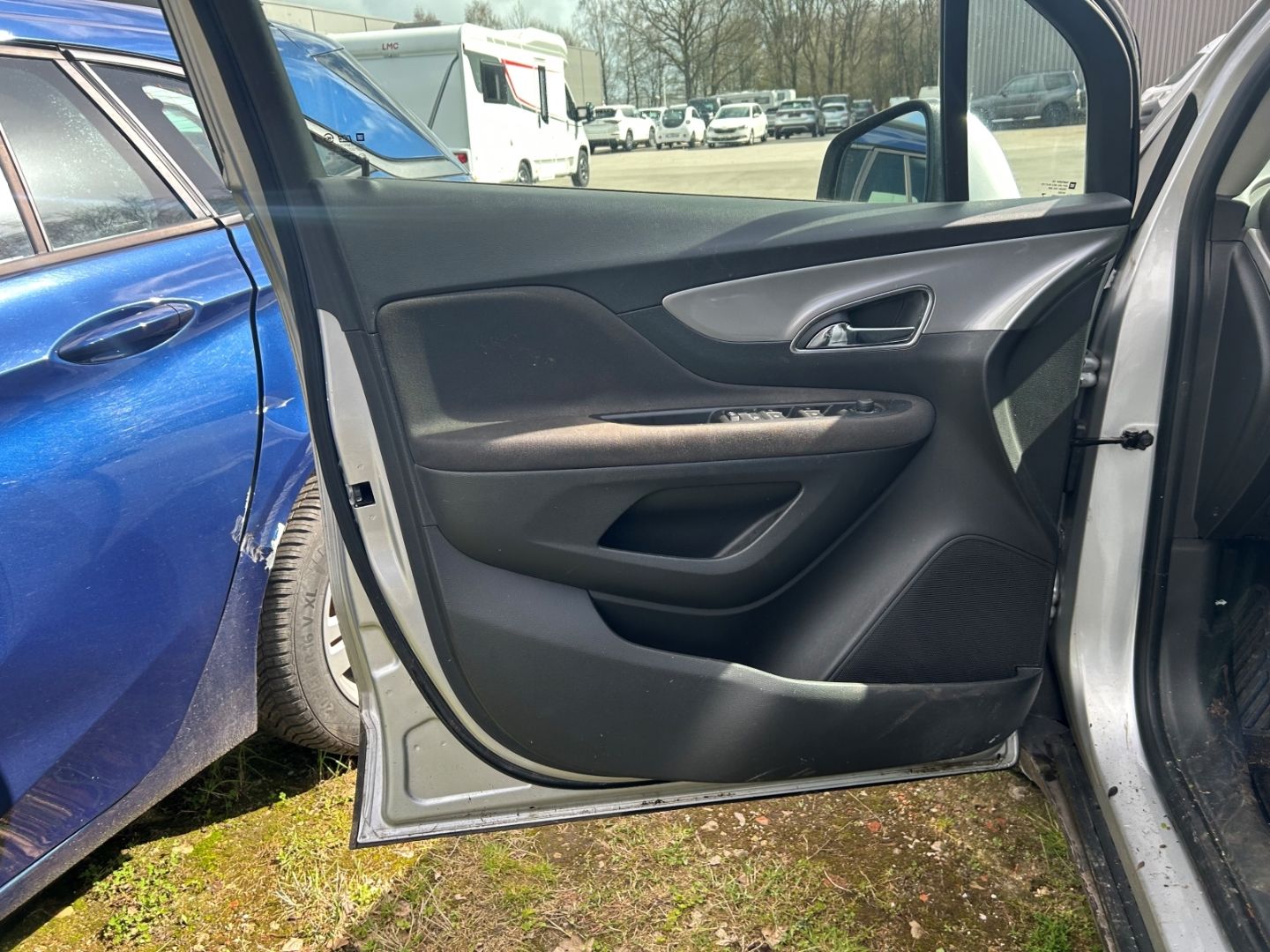 Fahrzeugabbildung Opel Mokka EDITION 1.6 5G M CRS S Rückfahrkam.