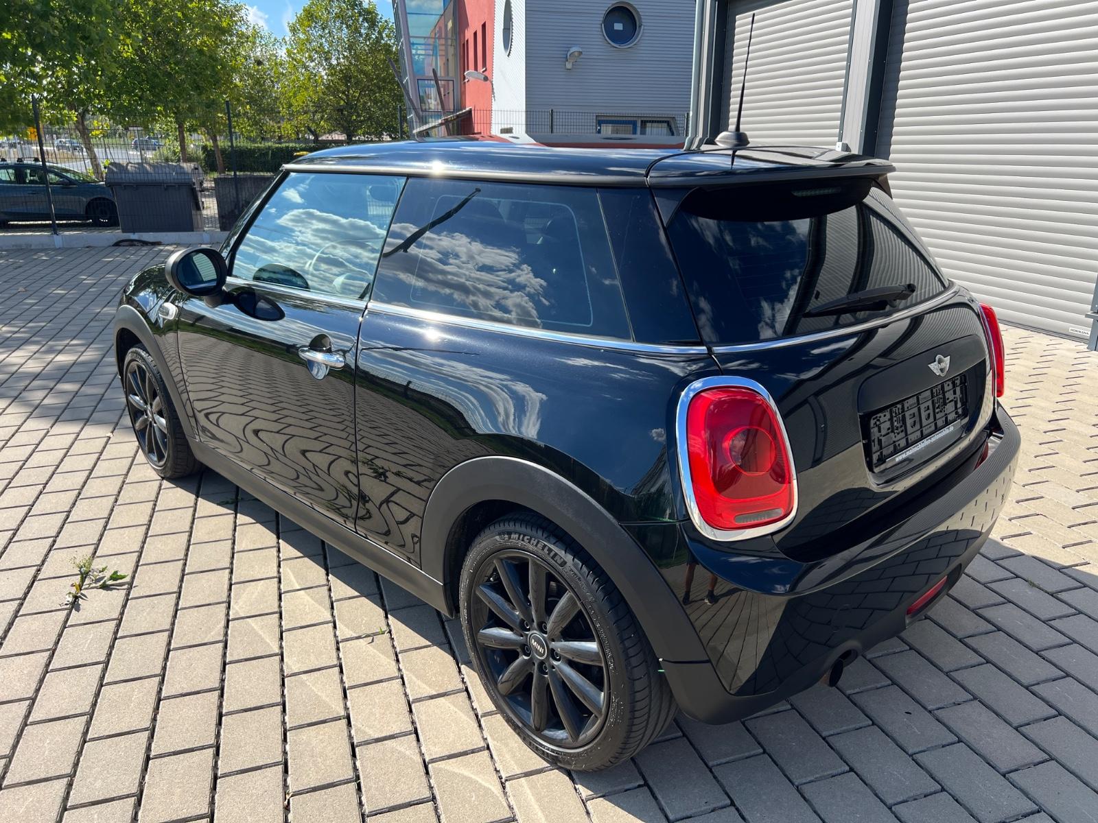 MINI Cooper ONE F56 KLIMA HU u Service NEU ***TOP***