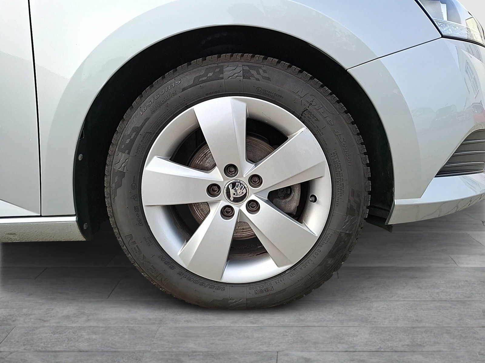 Fahrzeugabbildung SKODA Fabia 1.0 Cool-Plus Klima DAB PDC SH