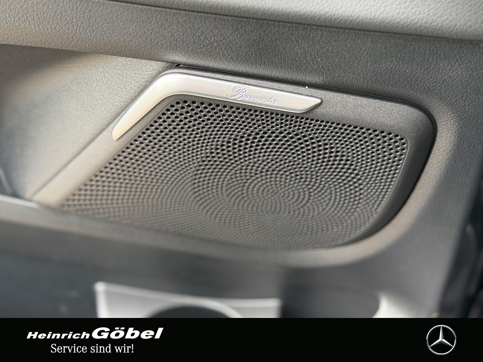 Fahrzeugabbildung Mercedes-Benz V 300 d Avantgarde Edition2020 4MA extralang