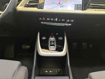 صورة مصغرة 13 لـ 2024 AUDI Q4 E-TRON