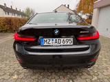 BMW 320i Advantage Automatik Advantage - BMW 320 von privat