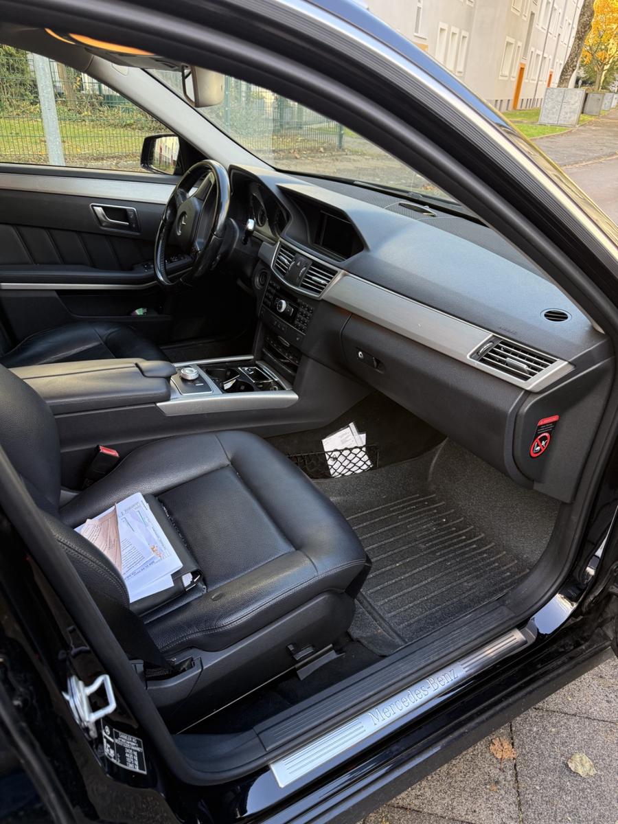 Mercedes-Benz 200 2012 — photo 10