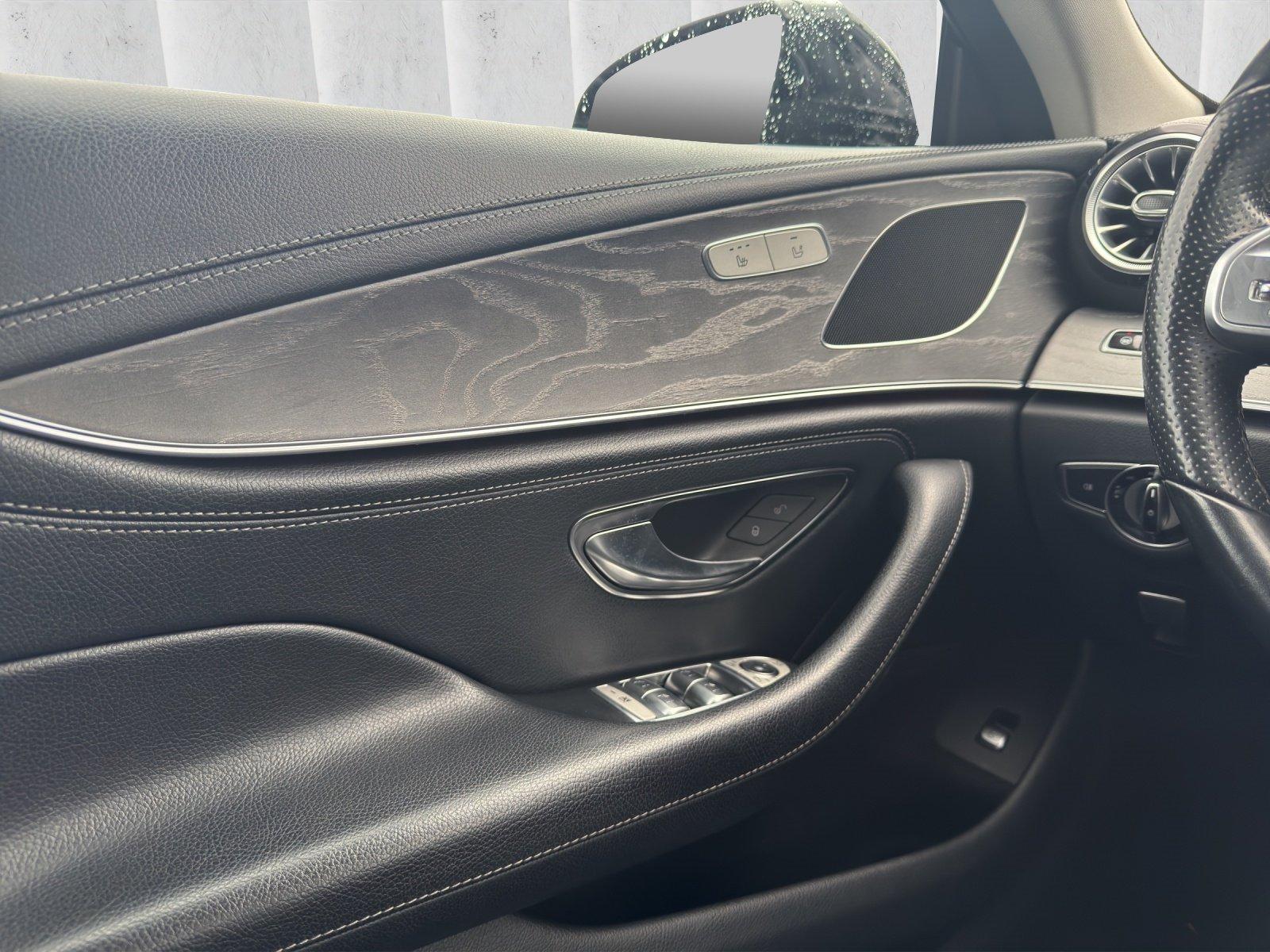 Mercedes-Benz CLS 300 d AMG DISTRONIC 360° Multibeam Schiebeda