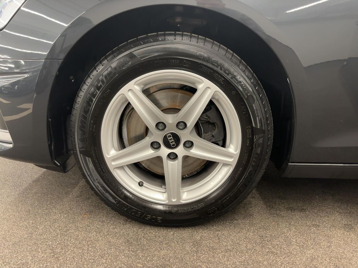 Audi A4 - Bild 15