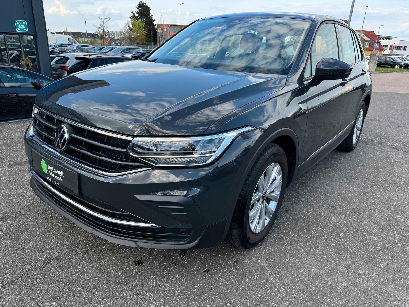 Volkswagen Tiguan 1.5 TSI AHK NAVI PDC LED SHZ KLIMA 17", миниатюра 3