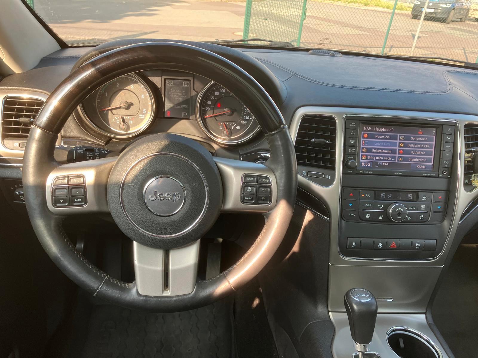 JEEP GRAND CHEROKEE V6 3.0 CRD OVERLAND 241CH - 4X4 - BVA - HAYON ÉLECTRIQUE - TOIT OUVRANT - 1ERE MAIN