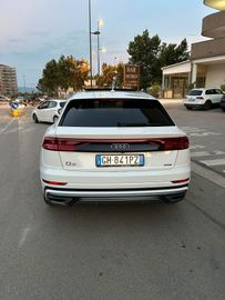 Audi Q8 - 2
