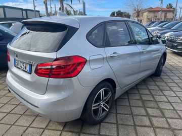 BMW 218 Active Tourer - 4