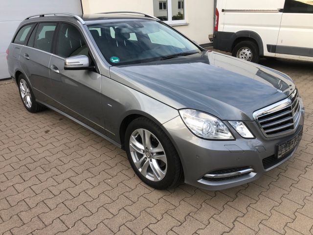 Mercedes-Benz E 200 CGI T-Modell Avangarde BlueEfficiency