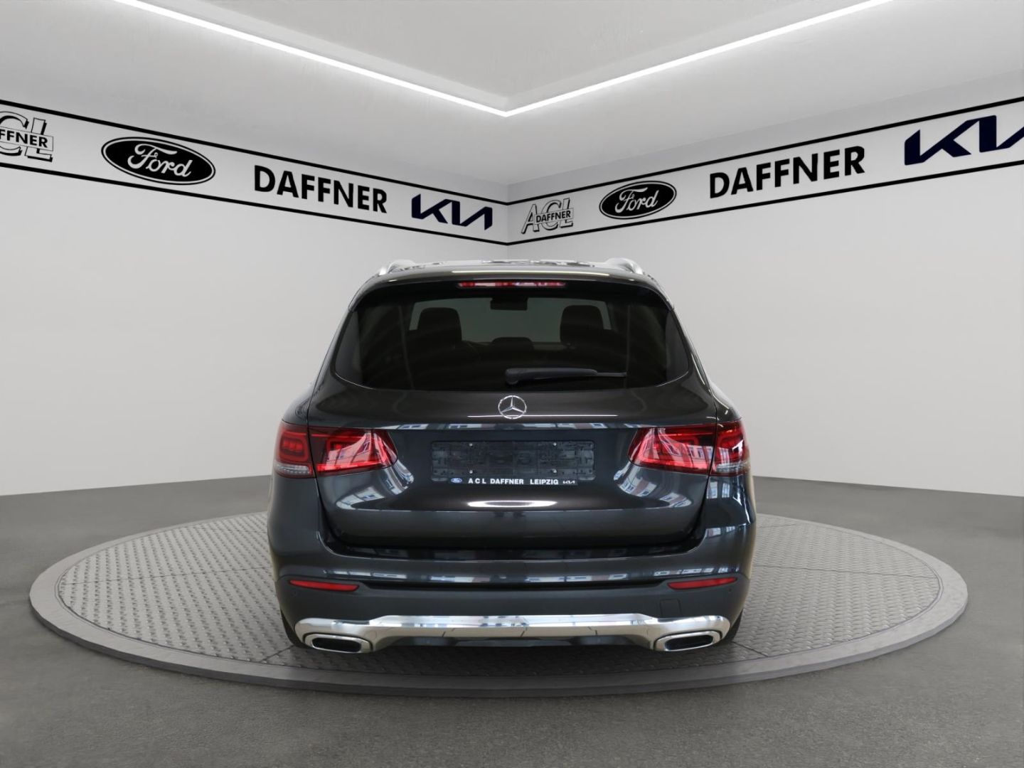 Fahrzeugabbildung Mercedes-Benz GLC 200 4Matic e. Heckklappe AHK Navi LED