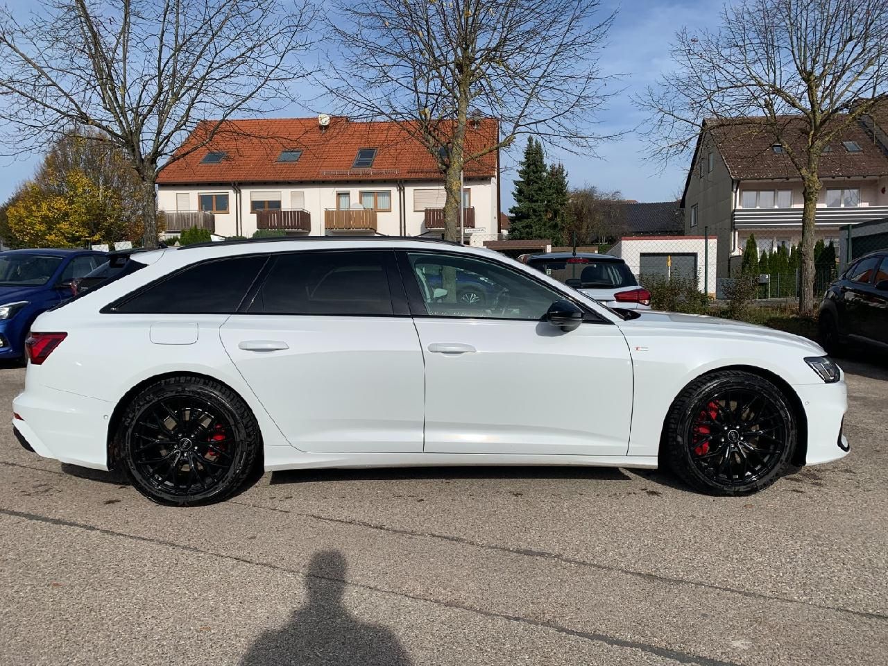 Fahrzeugabbildung Audi A6 Avant 55 TFSI e quattro sport +Business-Paket