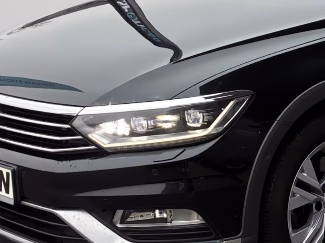 Volkswagen Passat Alltrack 2.0TSI 220PS 4Motion/AHK/ACC/Nav