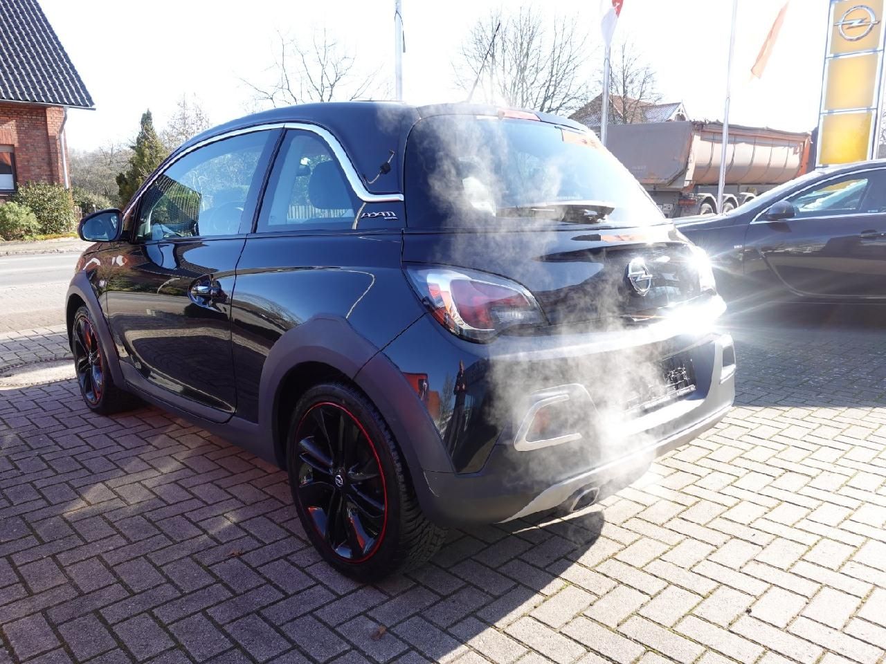 Fahrzeugabbildung Opel Adam Rocks 1,4 open Air