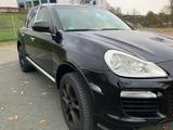 Porsche Cayenne Turbo mit 500 PS - Porsche Cayenne aus 2008: Turbo