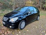 Mercedes-Benz B 150 - TÜV neu, Allw. Reifen neu  - gebrauchte Mercedes-Benz B 150 aus dem Jahr 2008