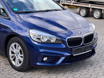 BMW 216 - 2
