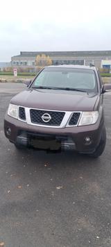 Nissan Pathfinder 2.5 dCi DPF LE 4WD Automatik LE - gebrauchte Nissan Pathfinder aus dem Jahr 2010