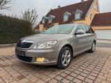 Skoda Octavia 1.4 TSI Ambiente 6-Gang 2. H... - Skoda Octavia aus 2012 mit Benzin-Antrieb: Kombi, 1.4