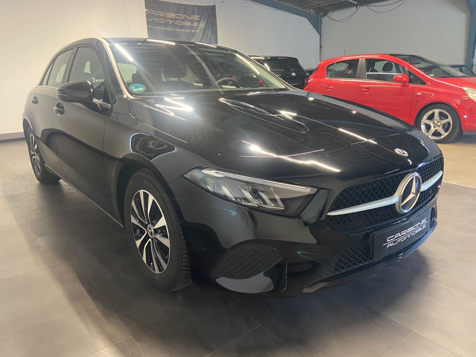 Mercedes-Benz A 180d Kamera Leder LED foto 5