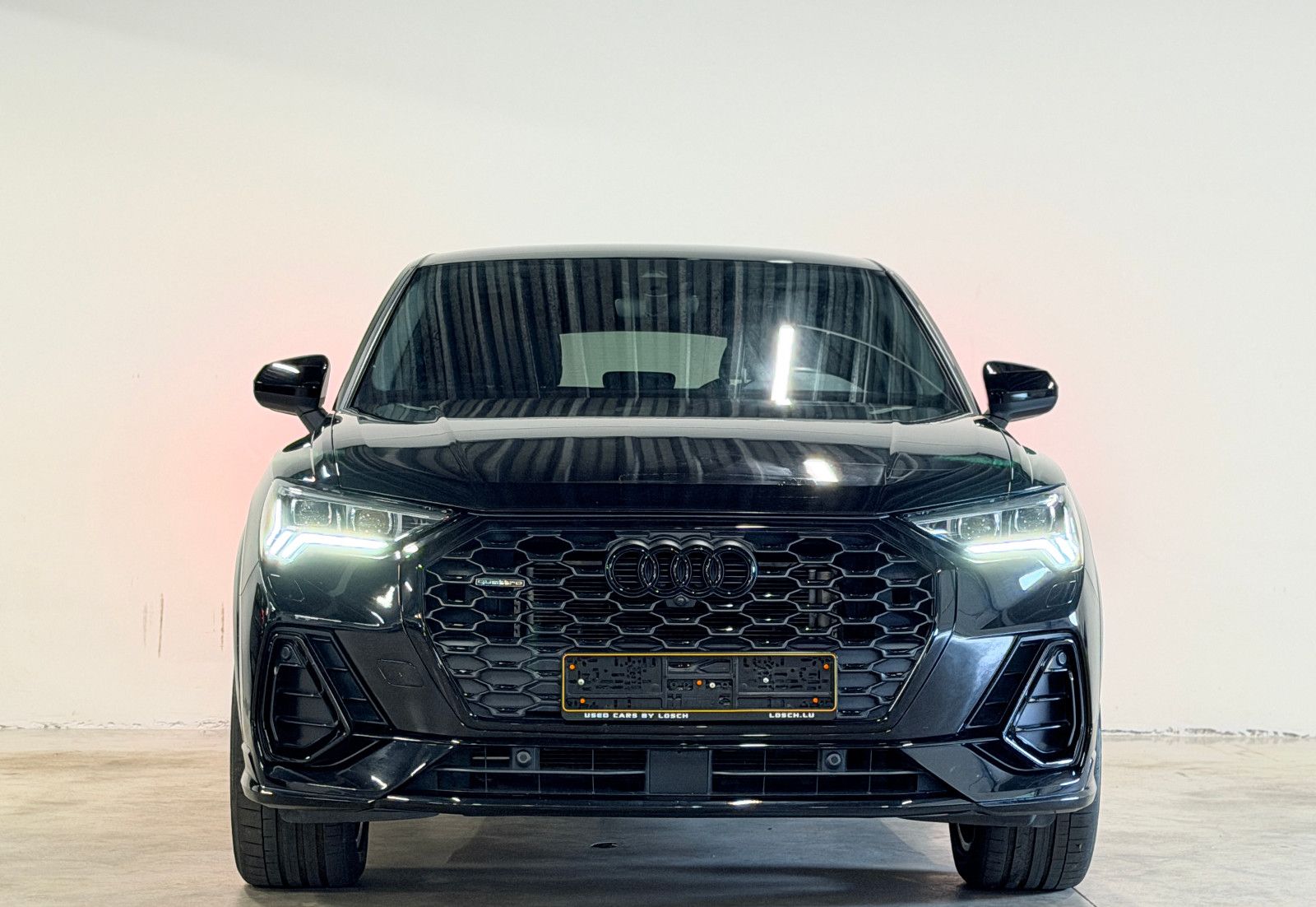 Audi Q3 Sportback 40 TDI Quattro S line imagem 2