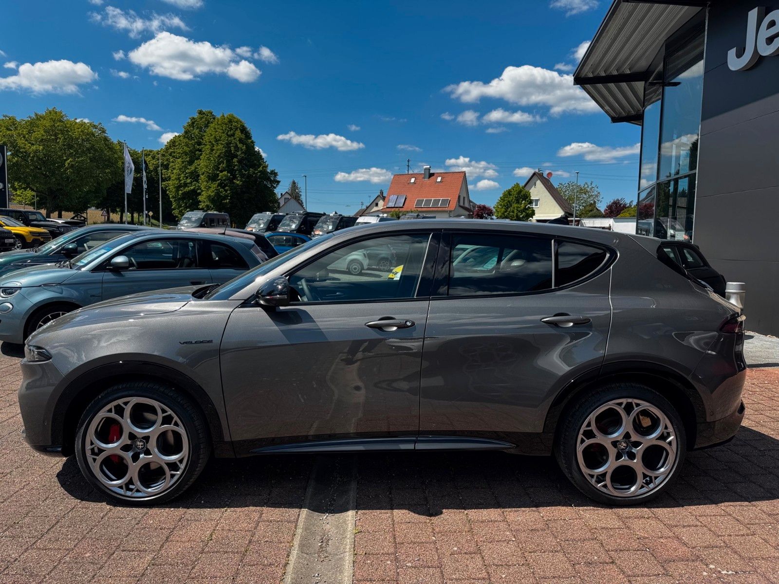 Fahrzeugabbildung Alfa Romeo Tonale Ibrida MY25 VELOCE 1.5 160ps Sitzkühlung