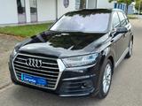 Audi Q7 3.0 TDI quattro S line Sport/Plus / 7 Sitzer - Audi Q7: Sport