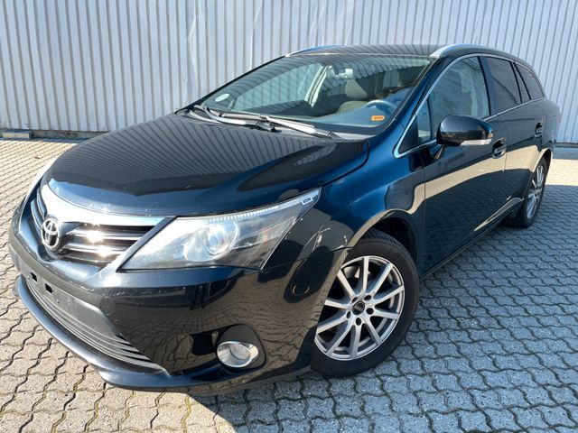 Toyota Avensis Combi 2.2 D-4D 150PS Automatic  NR:42594