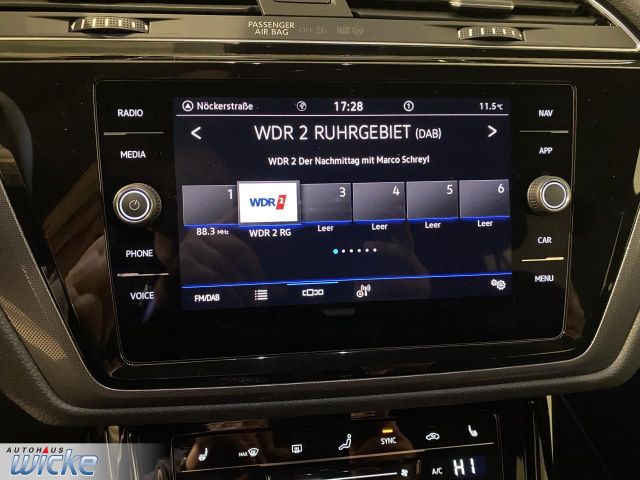 Touran 2.0 TDI DSG Highline NAVI KLIMA AHK LED