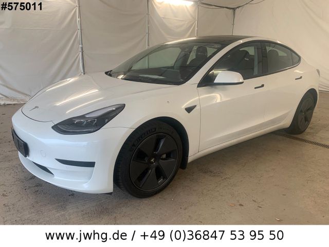 Tesla Model 3 Shanghai LED Autopilot Pano Wärmepumpe